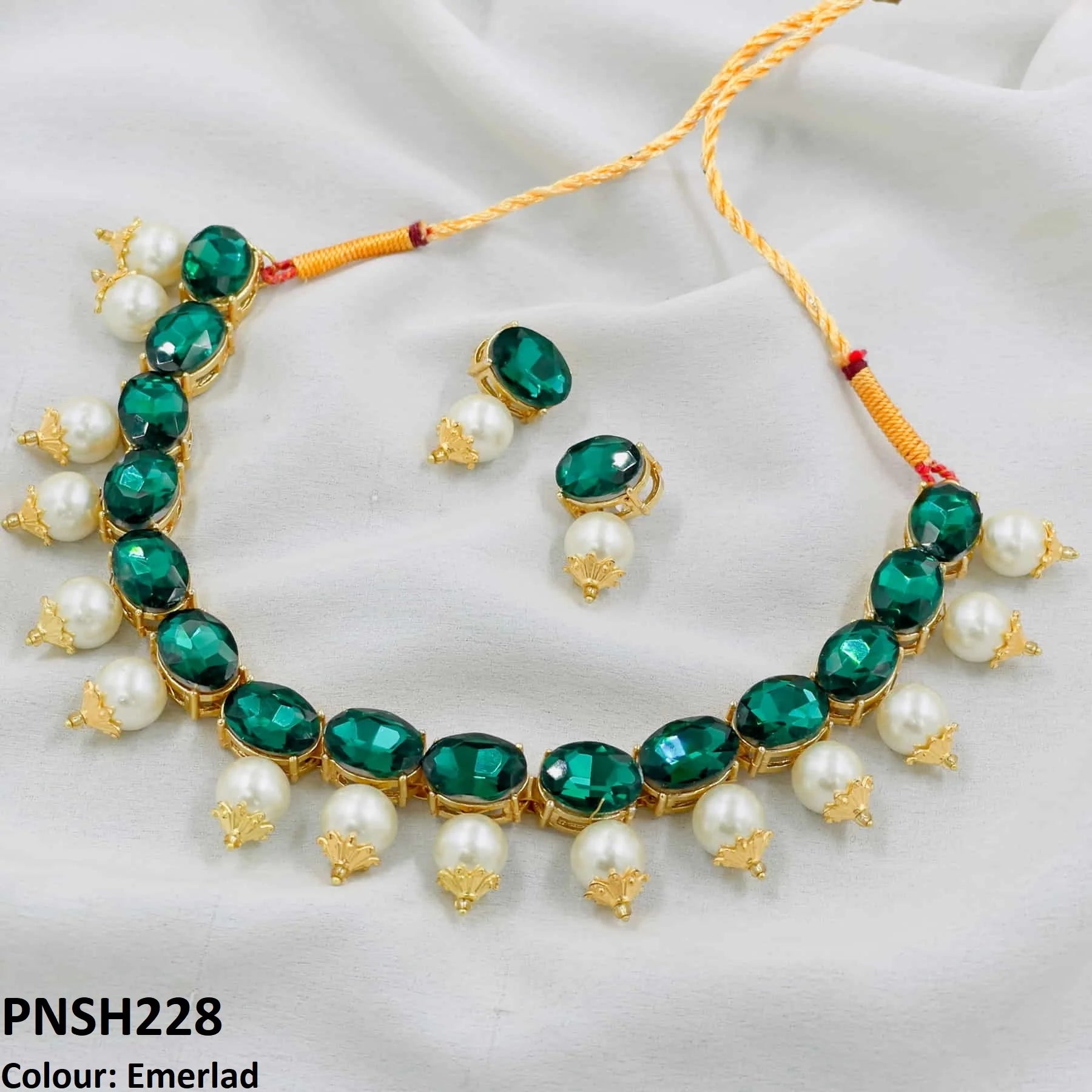 Oval Pearl Jewellery Set